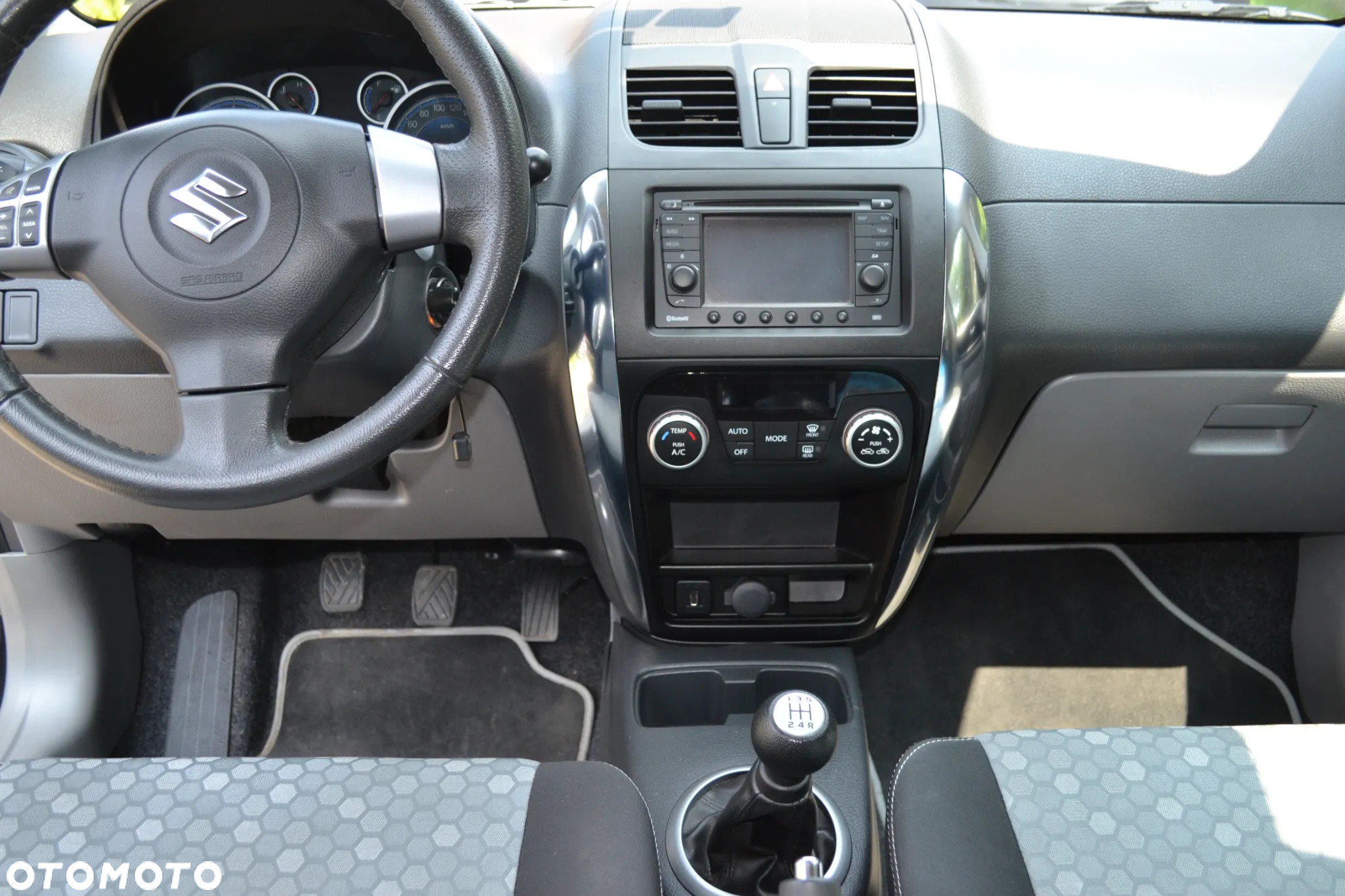 Suzuki SX4 1.6 Premium 4WD - 18