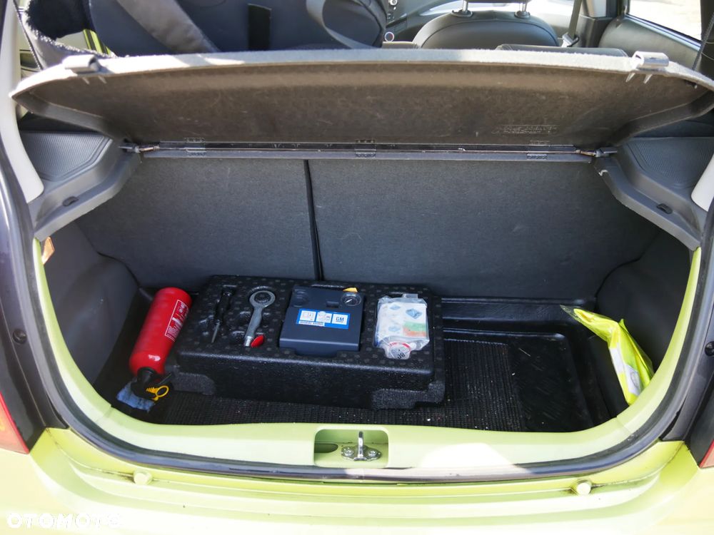 Chevrolet Spark 1.2 LT+ - 12