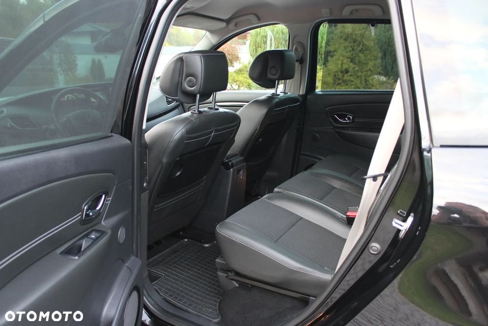Renault Grand Scenic dCi 160 Bose Edition - 16