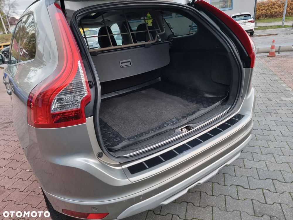Volvo XC 60 D5 AWD Geartronic Momentum - 15