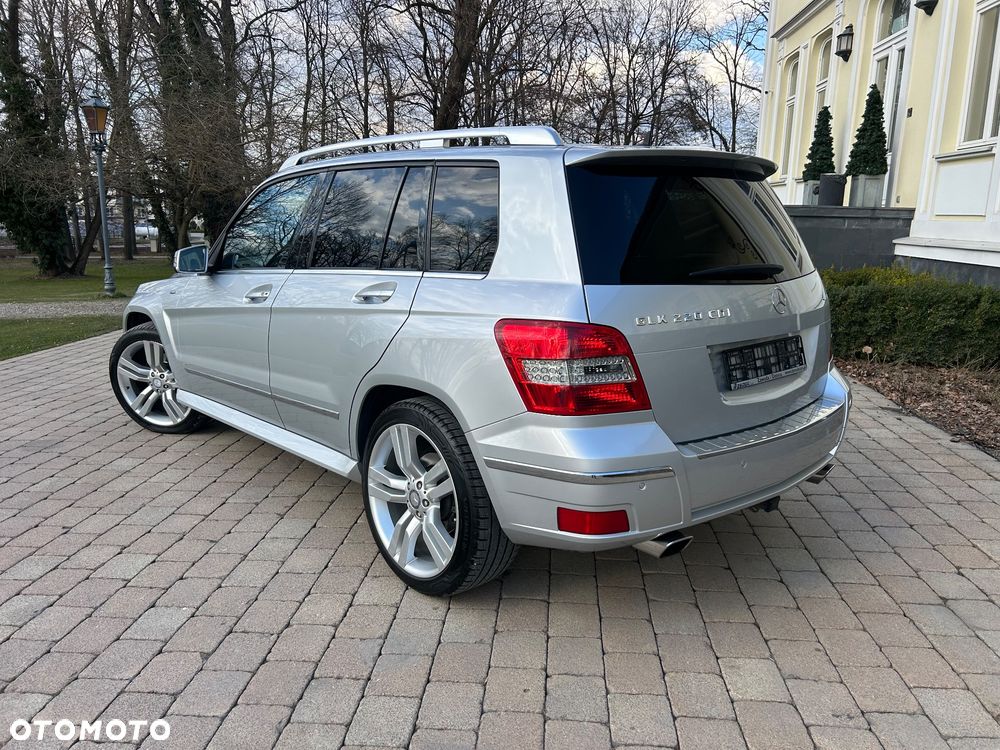 Mercedes-Benz GLK - 4