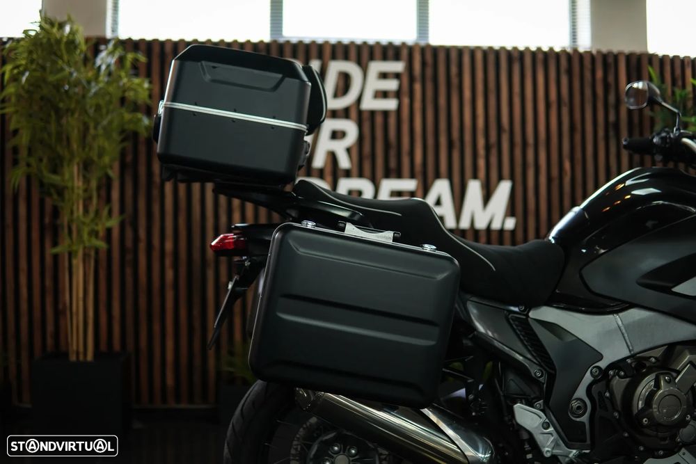 Honda VFR 1200 XD - 16