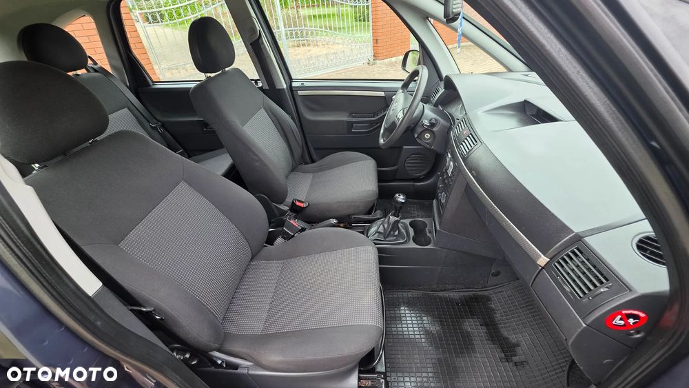 Opel Meriva 1.6 16V Cosmo - 23