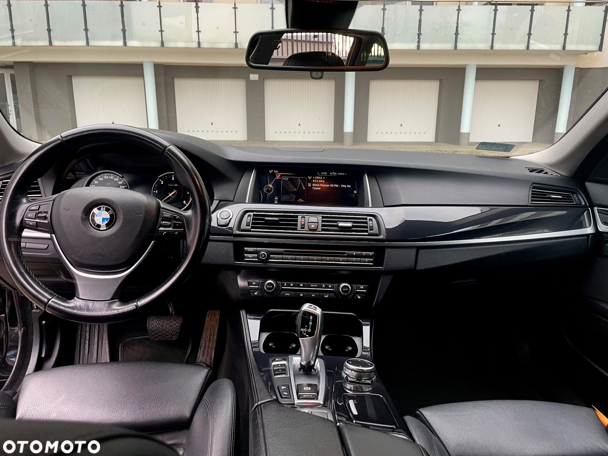 BMW Seria 5 520d Luxury Line - 22