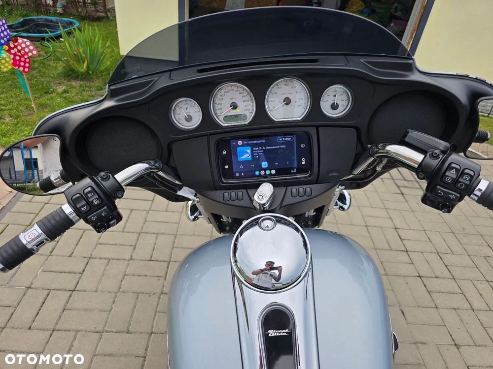 Harley-Davidson Touring Street Glide - 5