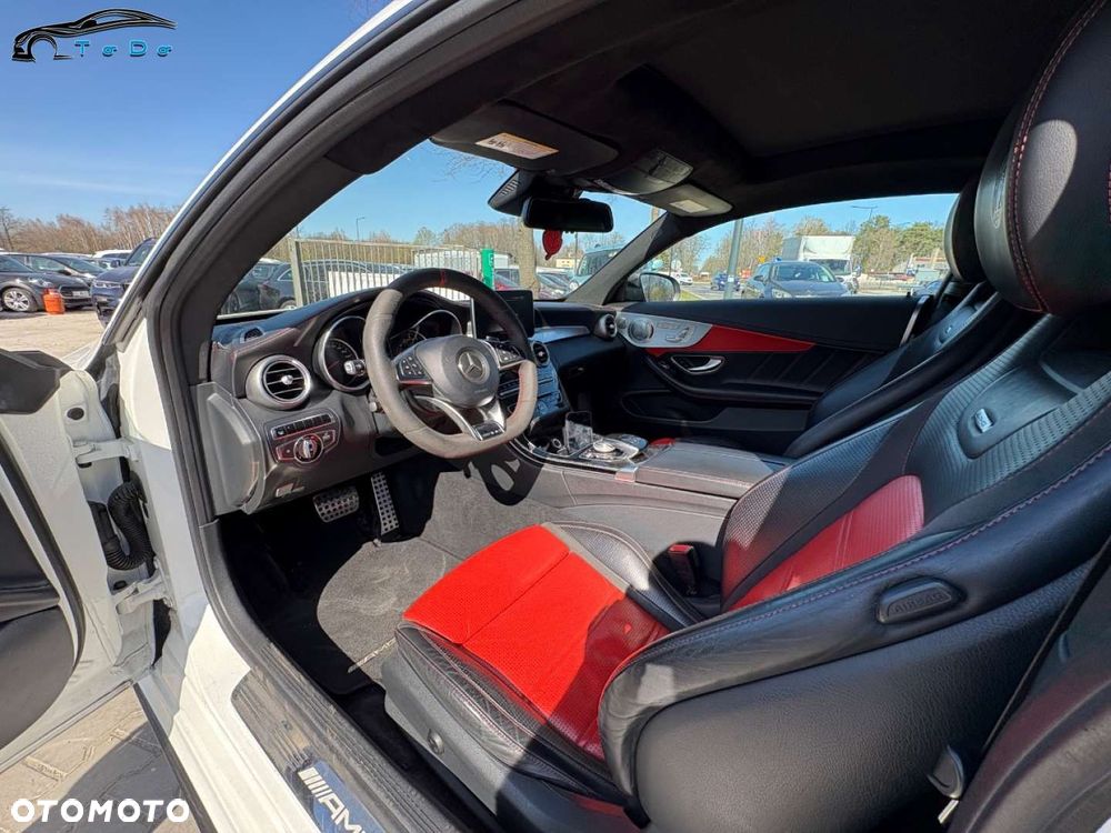 Mercedes-Benz Klasa C AMG 63 S AMG Speedshift 7G-MCT - 7