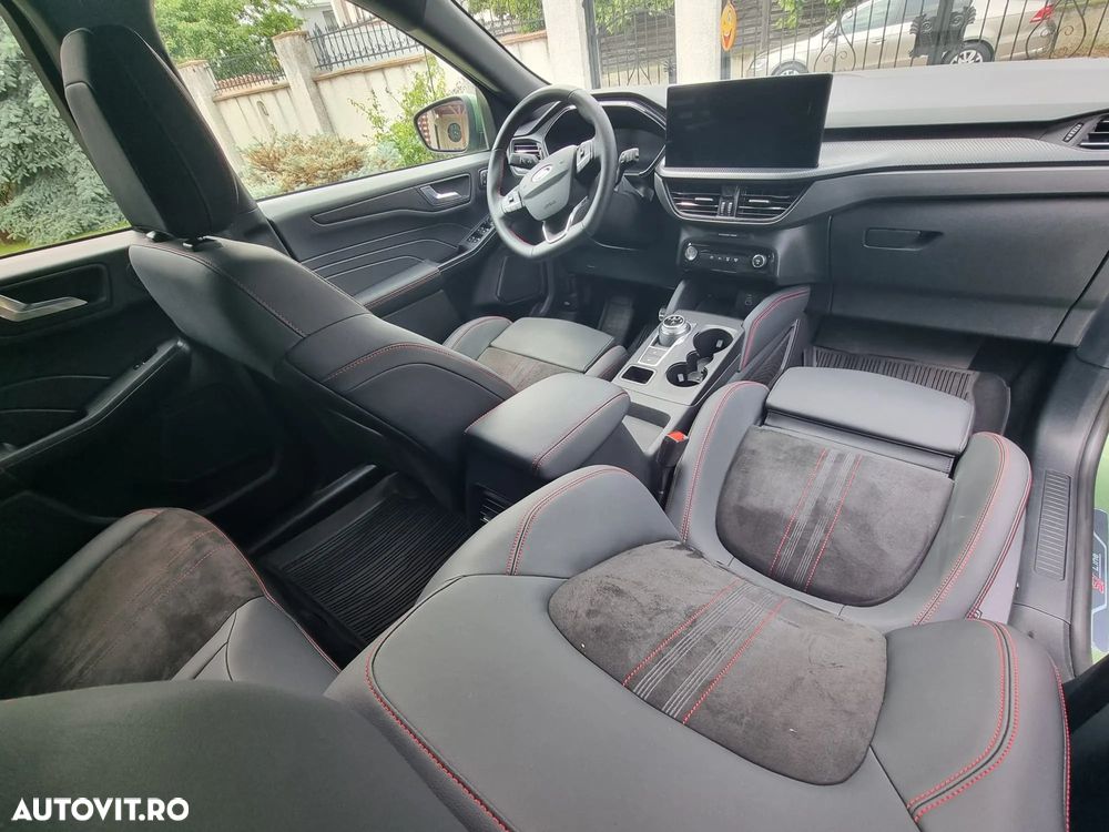 Ford Kuga 2.5 Duratec FWD PHEV ST-Line X - 11