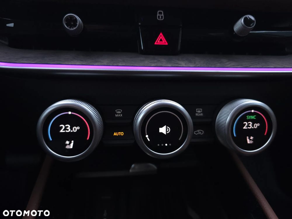 Skoda Superb 1.5 TSI mHEV L&K DSG - 24