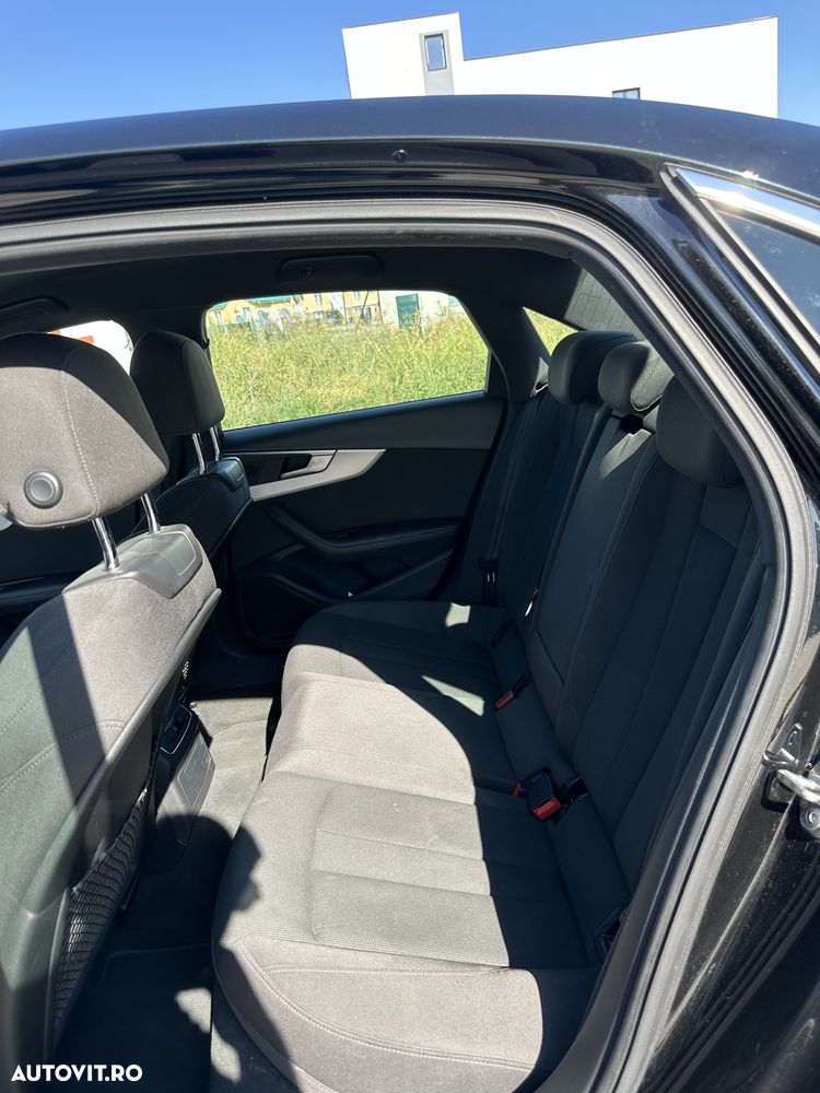 Audi A4 2.0 TDI S tronic - 25