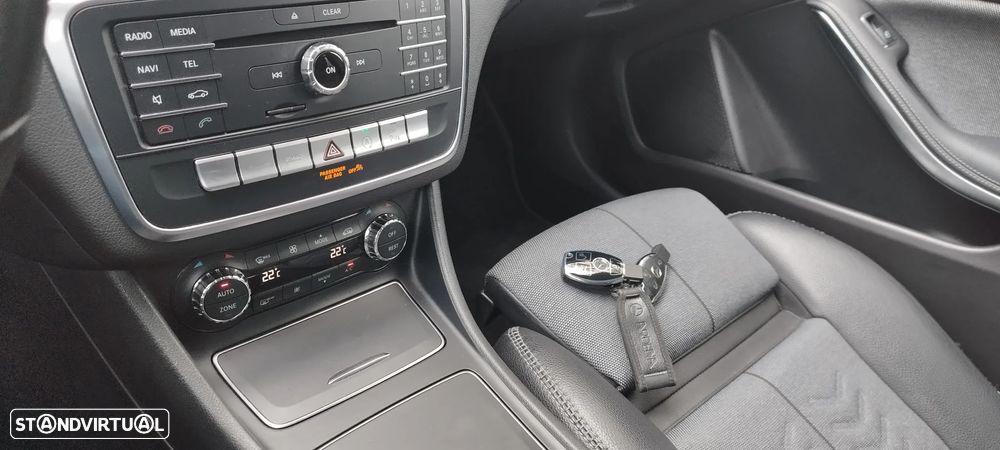 Mercedes-Benz GLA 180 d 7G-DCT Activity Edition - 40