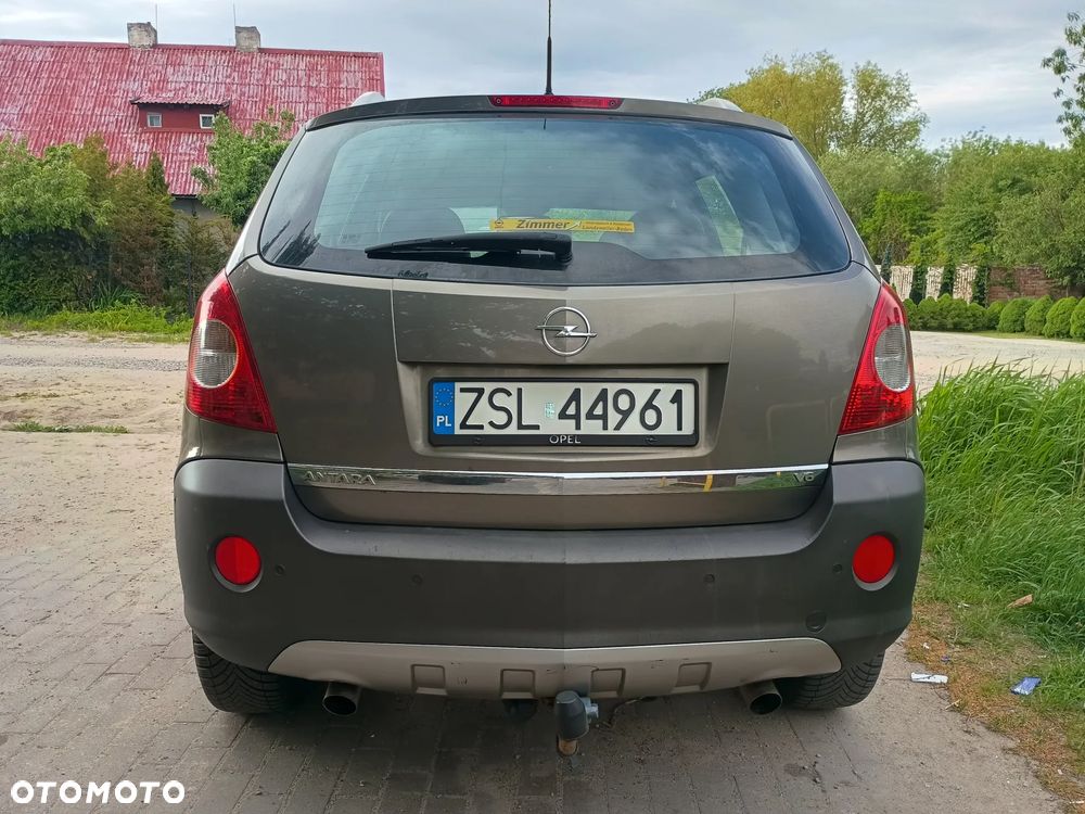 Opel Antara - 9