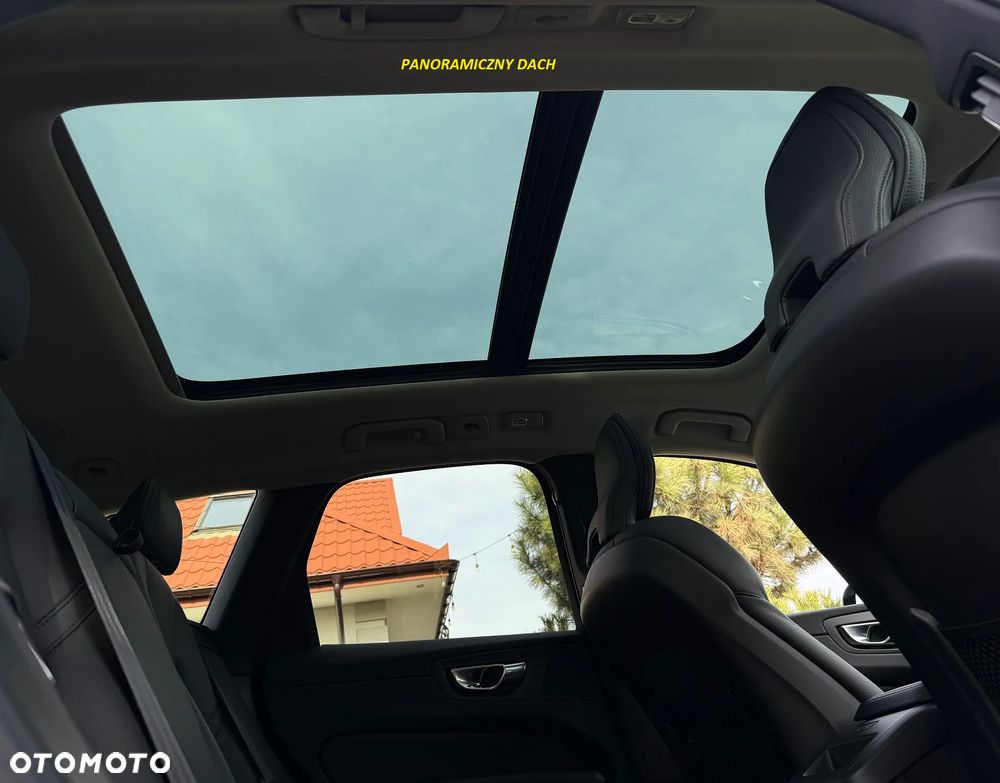 Volvo XC 60 B4 B Plus Dark - 11