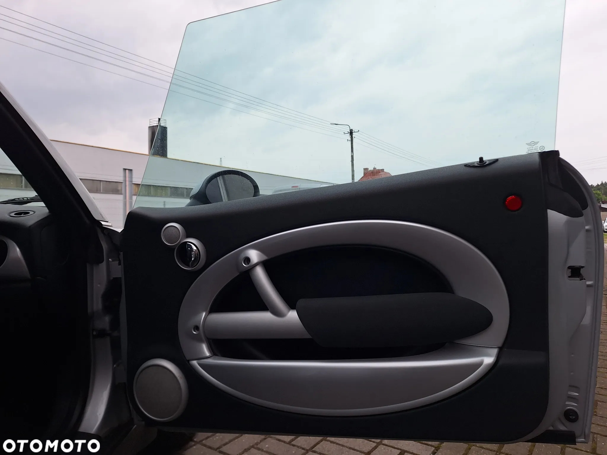 MINI Cooper Standard - 6