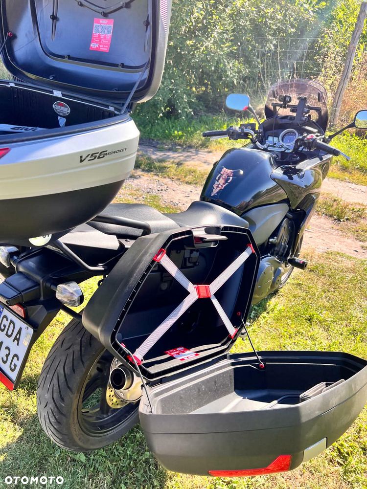 Honda CBF - 8