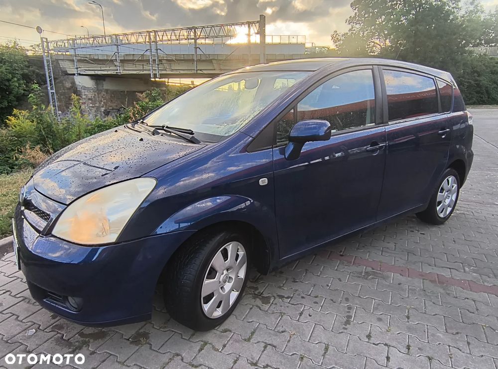 Toyota Corolla Verso 1.8 Edition - 3