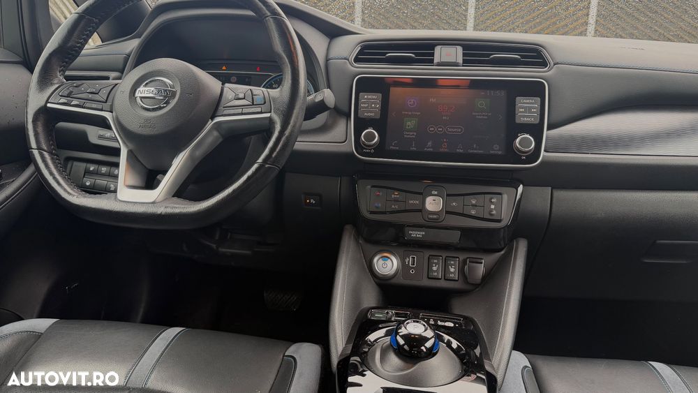 Nissan LEAF 40 kWh Tekna - 11