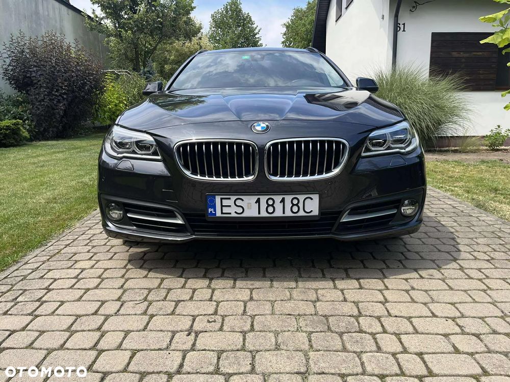 BMW Seria 5 528i xDrive Touring Sport-Aut - 8