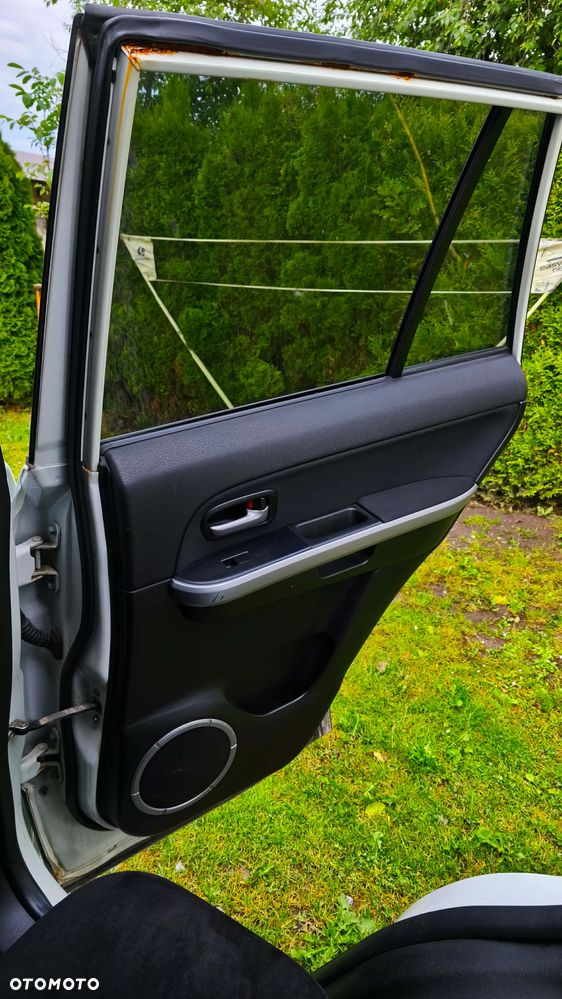 Suzuki Grand Vitara 1.9 DDiS - 17