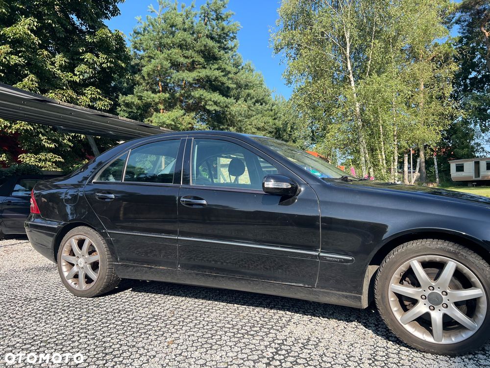 Mercedes-Benz Klasa C 320 Elegance - 5