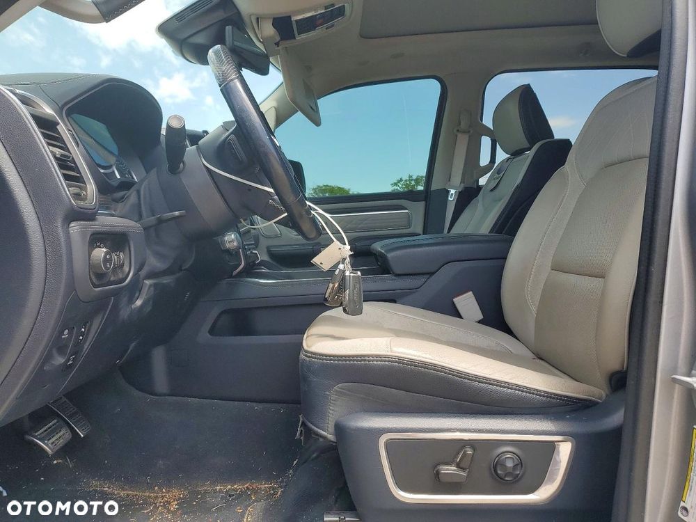 RAM 1500 5.7 Crew Cab Limited - 8
