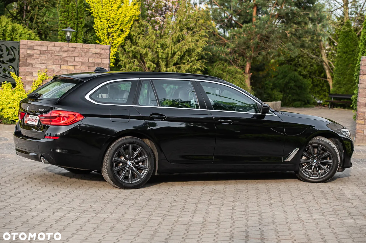 BMW Seria 5 520d Luxury Line - 17