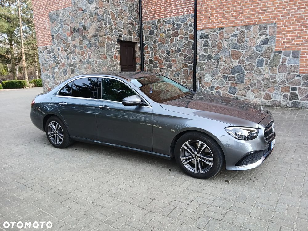 Mercedes-Benz Klasa E 220 d 4-Matic Exclusive - 2