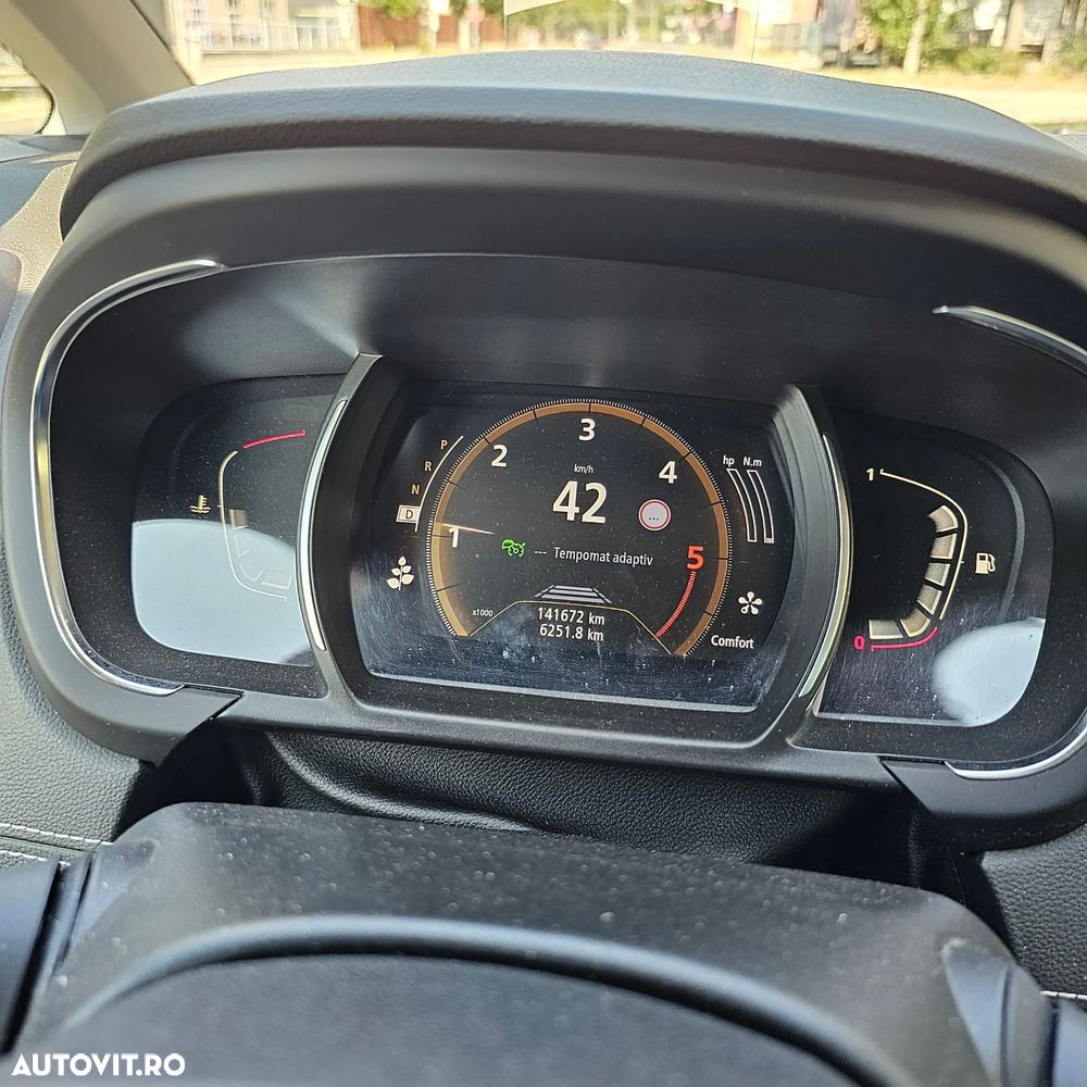 Renault Scenic - 8