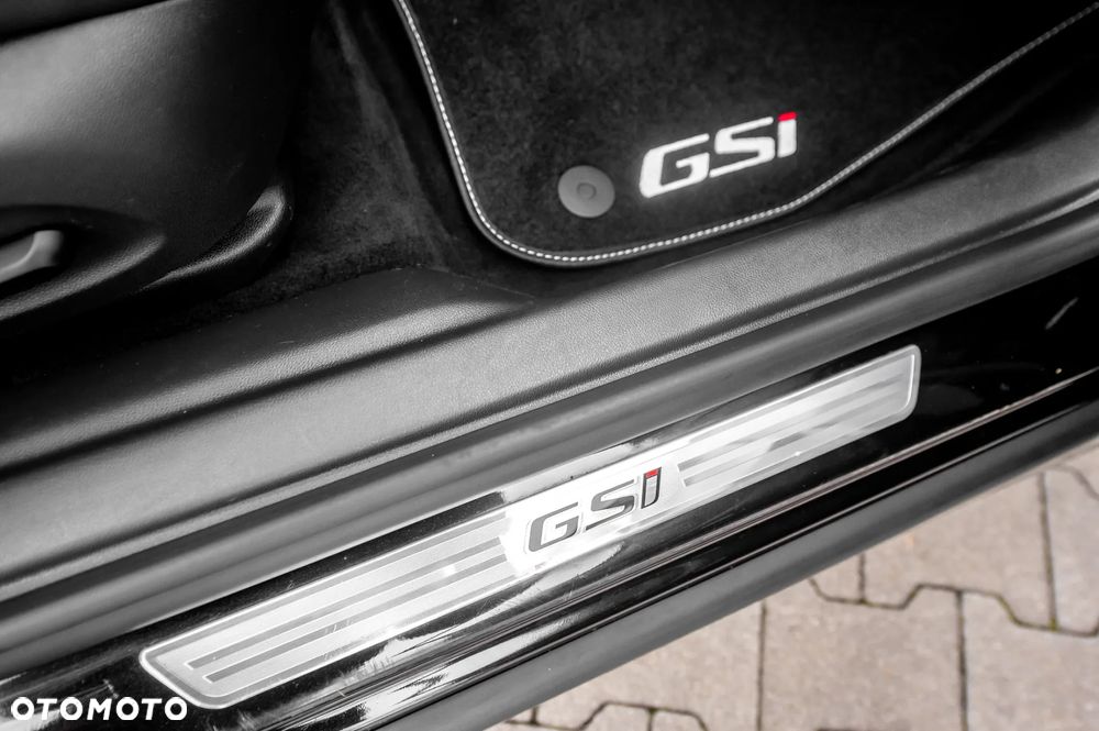 Opel Insignia 2.0 T 4x4 GSi S&S - 18