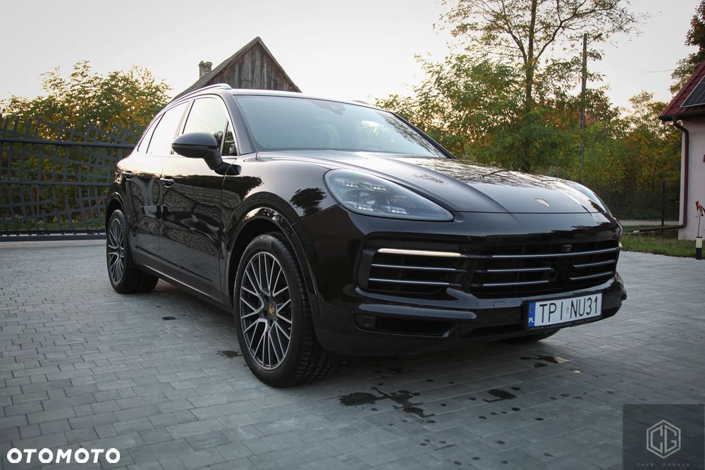 Porsche Cayenne - 4