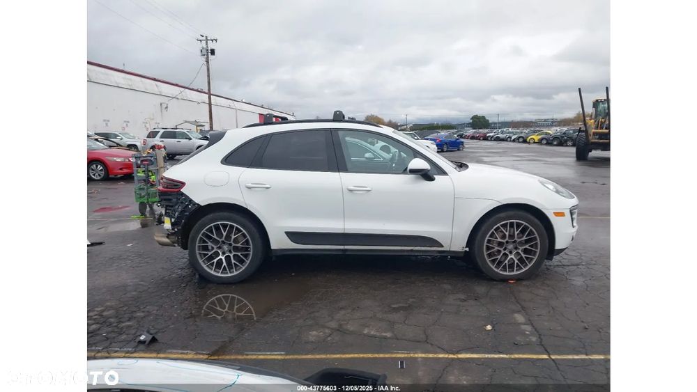 Porsche Macan - 4