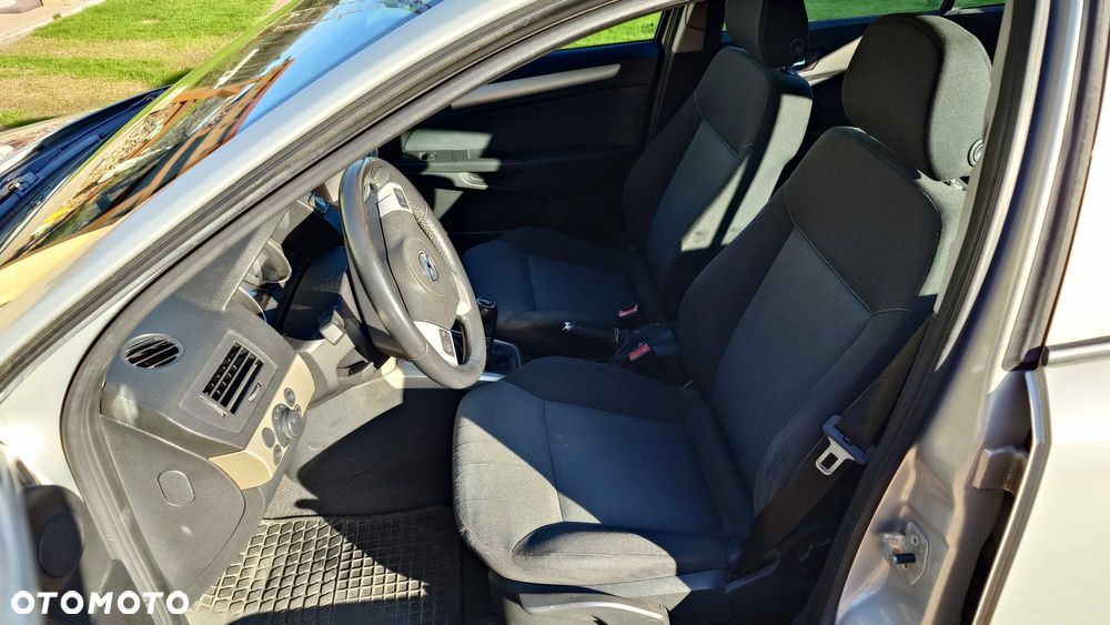 Opel Astra 1.7 CDTI - 7