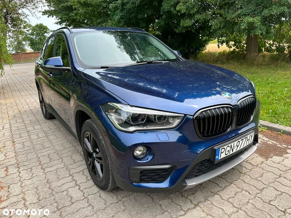 BMW X1 sDrive18i - 12