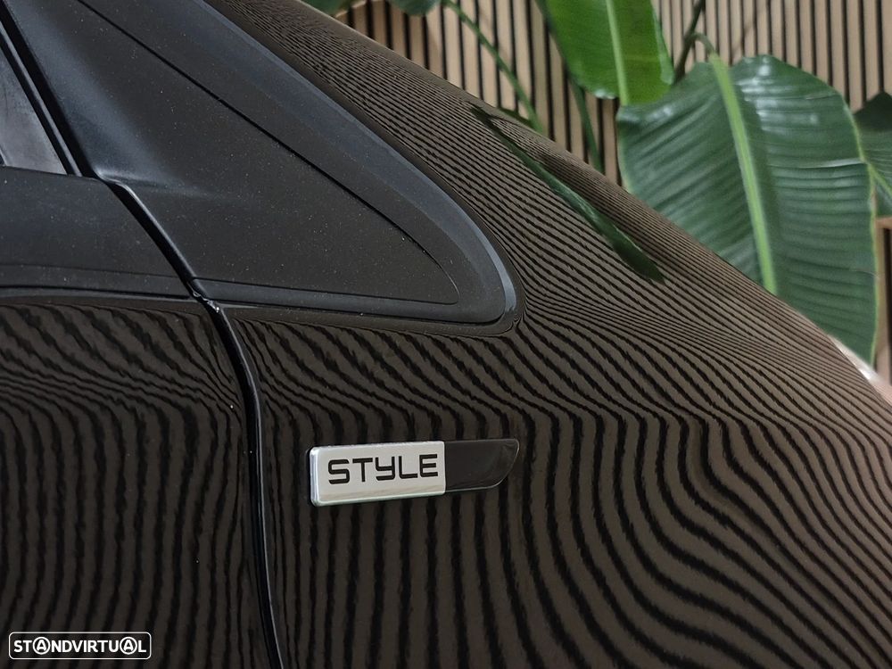 Peugeot 208 1.2 PureTech Style - 26