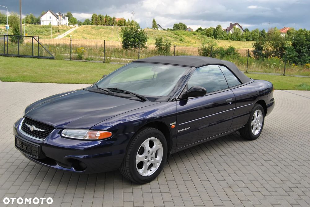 Chrysler Stratus - 5