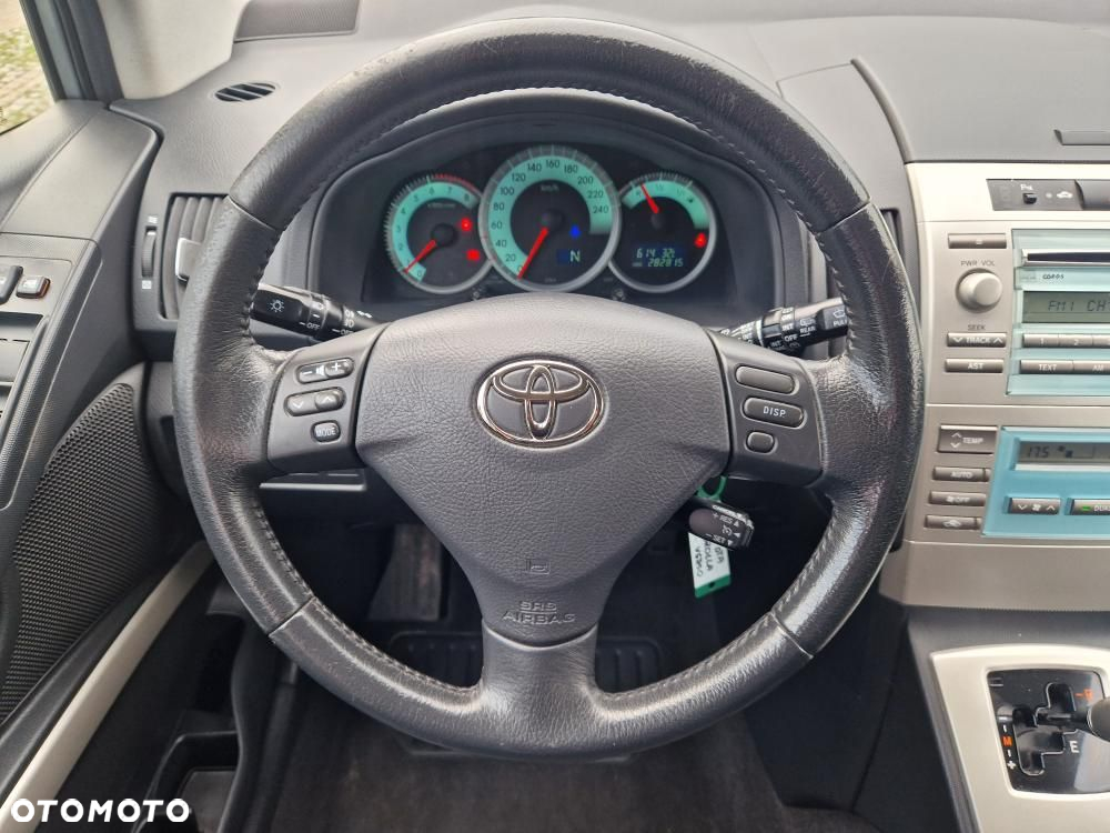 Toyota Corolla Verso 1.8 Sol + 7os MM - 17