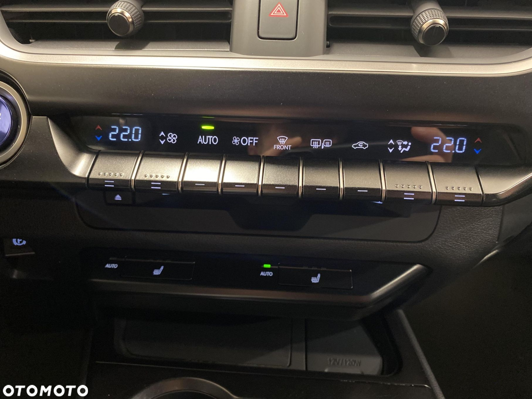 Lexus UX 250h GPF F Impression 2WD - 18