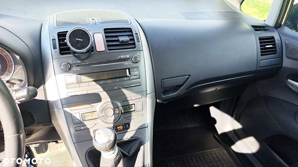 Toyota Auris - 7