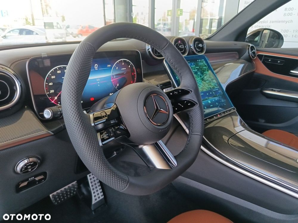 Mercedes-Benz GLC - 14