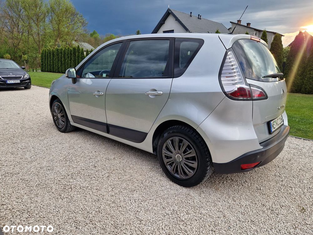 Renault Scenic 1.6 16V 110 TomTom Edition - 13