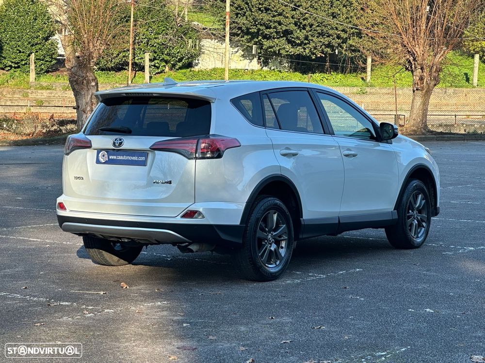 Toyota RAV4 2.0 D-4D Comfort - 18