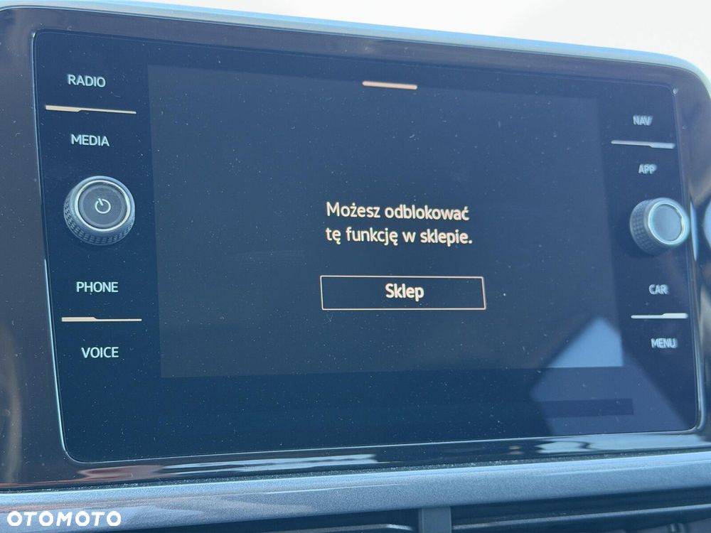 Volkswagen T-Roc 1.5 TSI Style DSG - 24