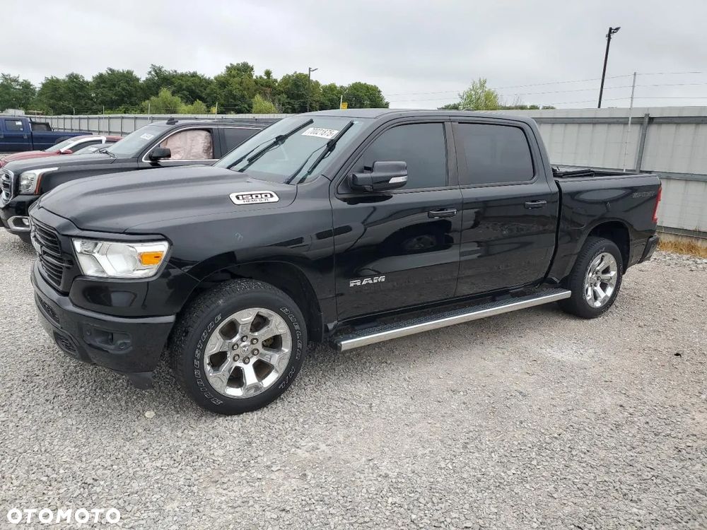 RAM 1500 5.7 Crew Cab Bighorn - 2