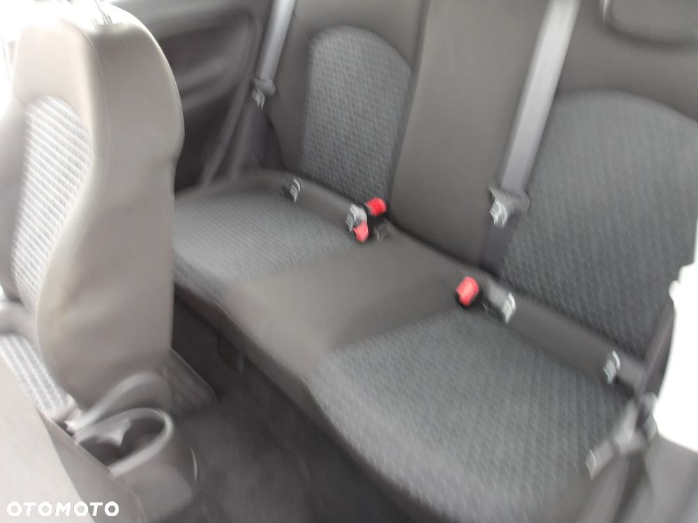 Opel Corsa 1.4 Edition - 12