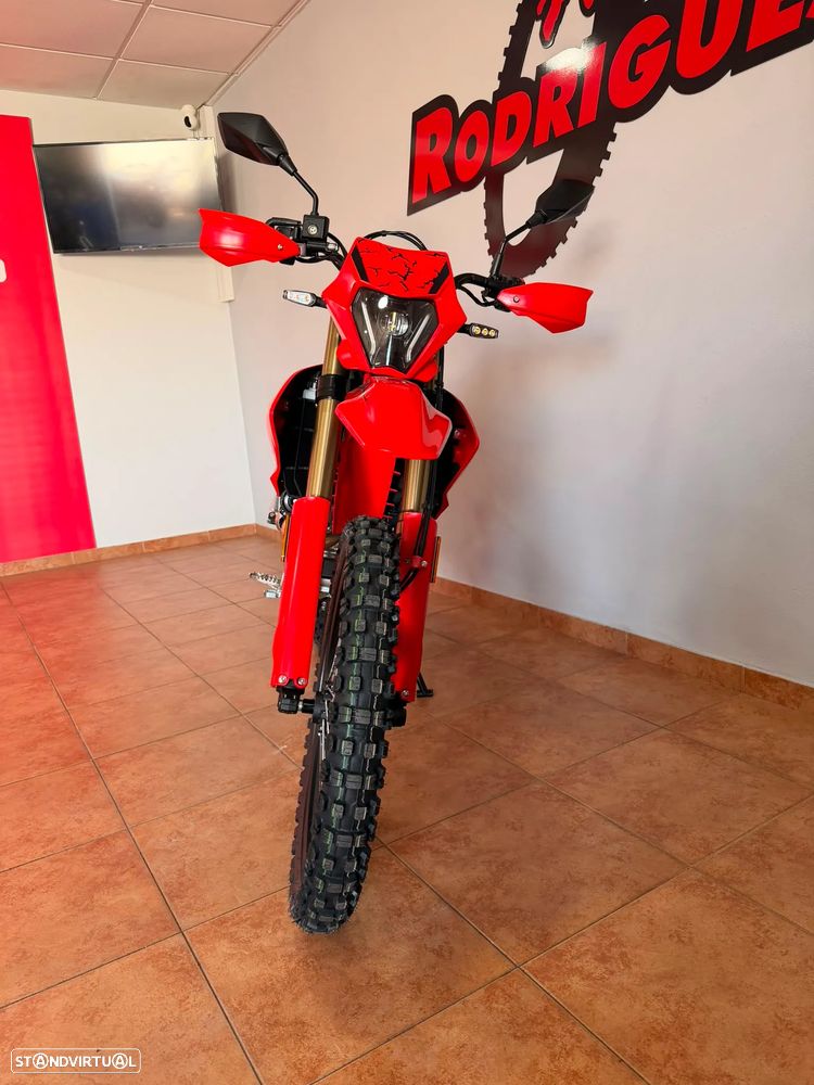 QJ Motor COV 125X - OFERTA DE EQUIPAMENTO + CARTÃO DE DESCONTO EM COMBUSTÍVEL - 4