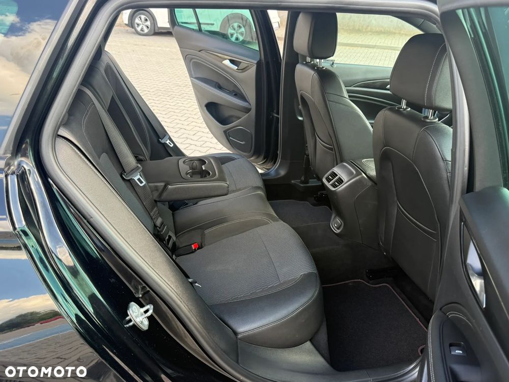 Opel Insignia 2.0 CDTI Innovation S&S - 33