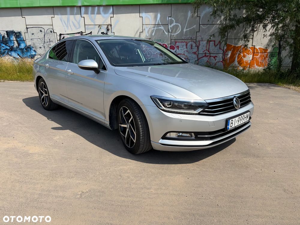 Volkswagen Passat - 2