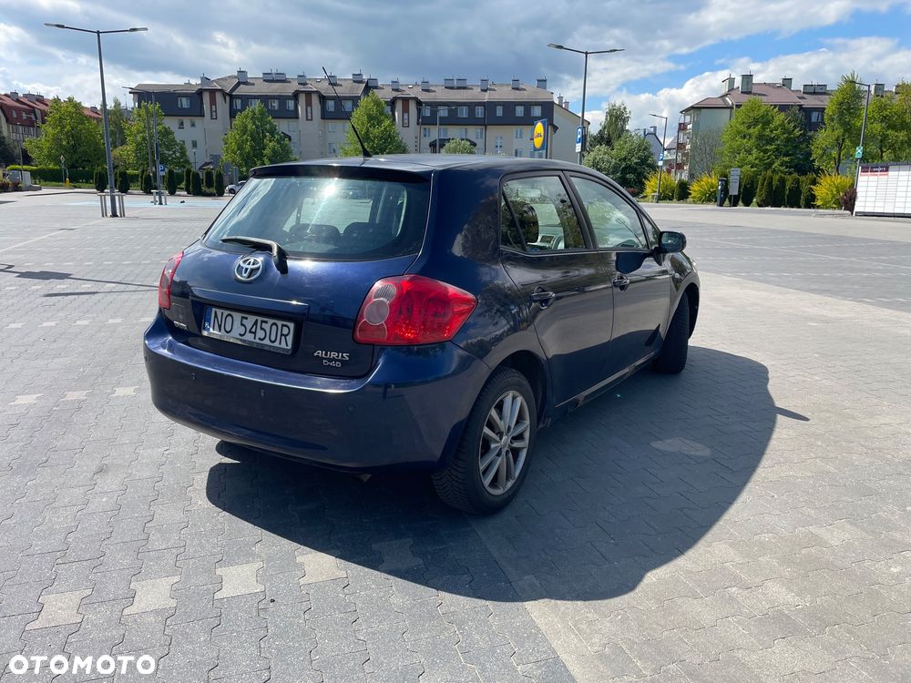 Toyota Auris 1.4 D-4D Luna - 5