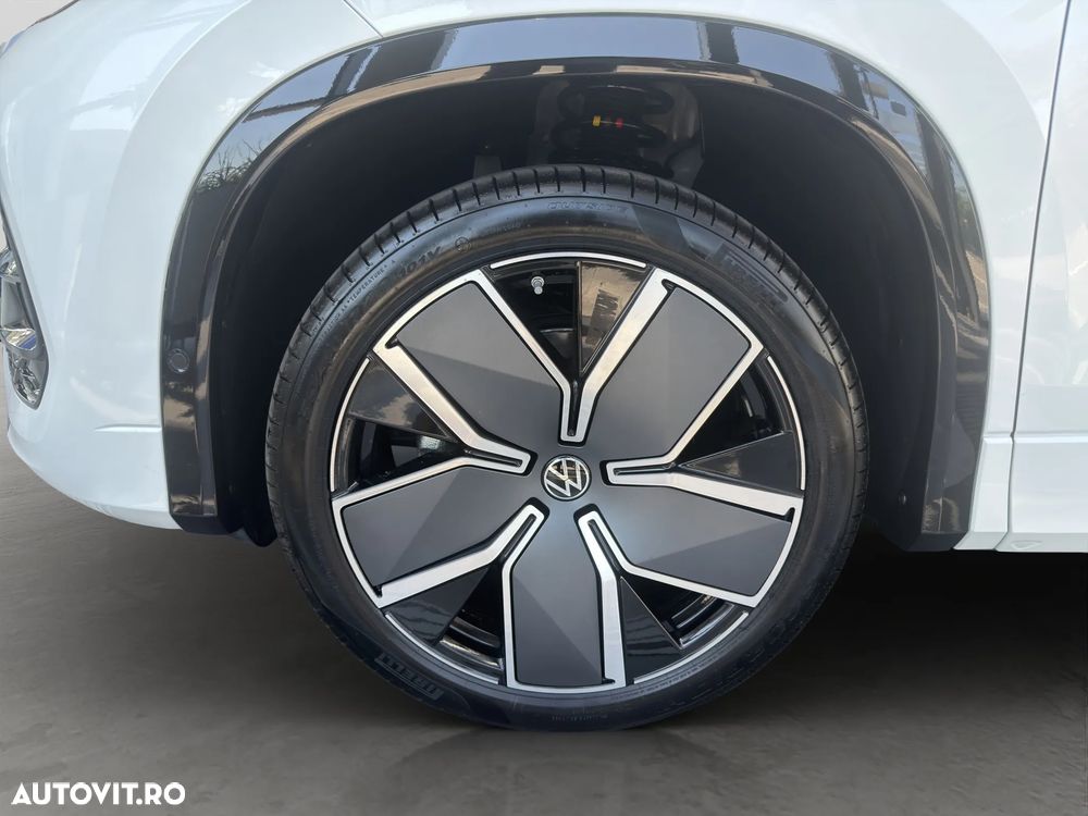 Volkswagen Tayron 2.0 TDI 4Motion DSG Sport - 13