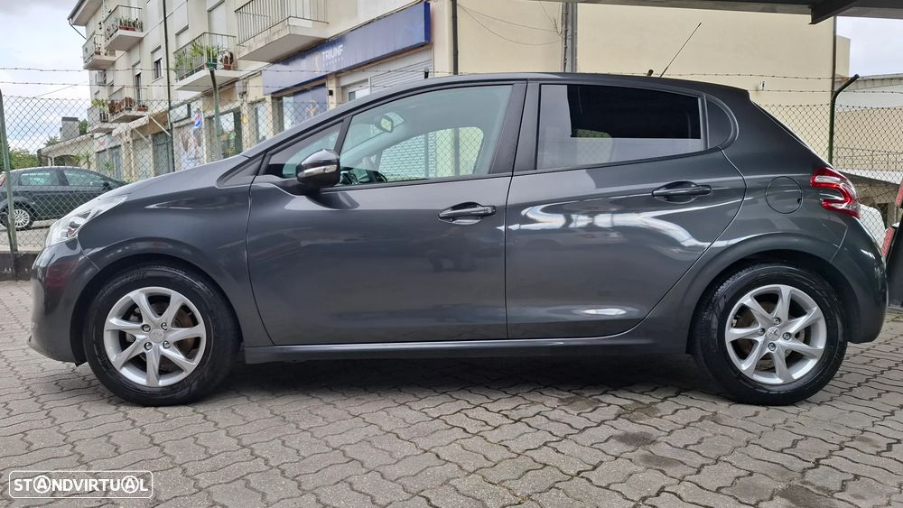 Peugeot 208 1.4 VTi Allure - 10
