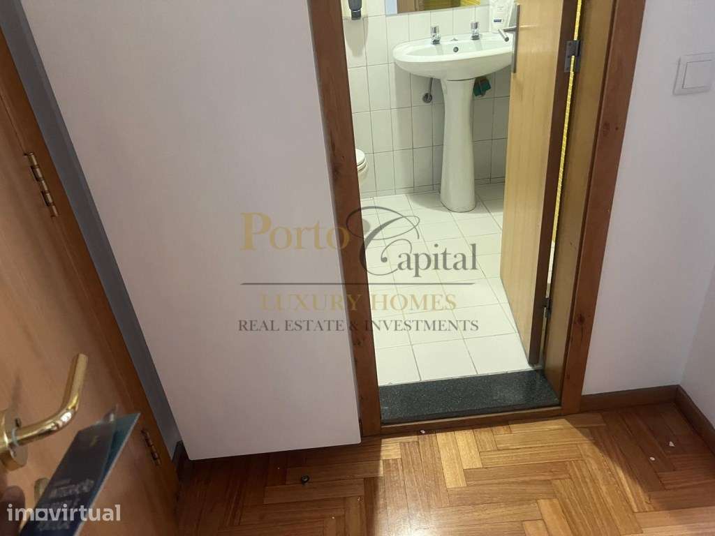 ESCRITÓRIO COM EXCELENTE LOCALIZAÇÃO NA AV. DA FRANÇA - PORTO | 600... - Grande imagem: 5/22